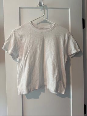 Athletic White Cropped Tee